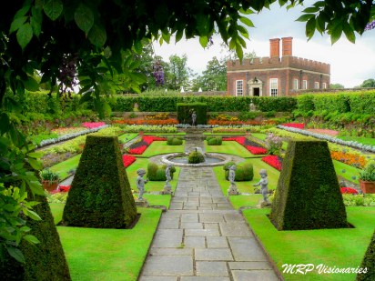 Garden at Hampton Court Palace